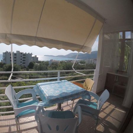 Seaview Apartment Borsh Kültér fotó