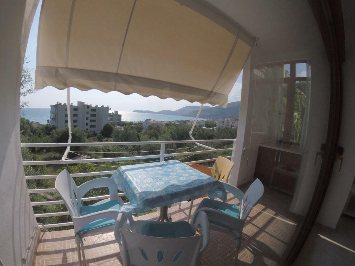 Seaview Apartment Borsh Kültér fotó