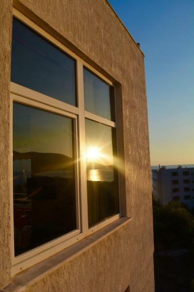 Seaview Apartment Borsh Kültér fotó